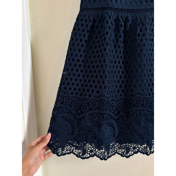 Abercrombie & Fitch Dress Women's Small Blue Eyelit Lace Overlay Mini V Neck - Picture 6 of 9